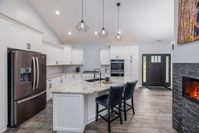 Welcome to this exceptional custom home in desirable Curtis - photo 8