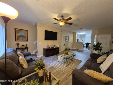 AFFORDABLE RESORT-STYLE LIVING NEAR I-295! Move-in ready 3 BR, 2 - photo 15