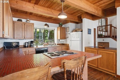 Picturesque Cabin on Fishhawk Lake. Imagine waking each morning - photo 16
