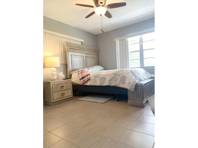 SPECTACULAR QUIET CORNER 2 BEDROOM, 2 *FULL BATHS*, UPDATED UNIT - photo 18