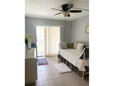SPECTACULAR QUIET CORNER 2 BEDROOM, 2 *FULL BATHS*, UPDATED UNIT - photo 23