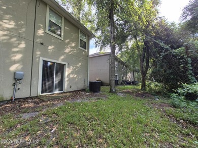 AFFORDABLE RESORT-STYLE LIVING NEAR I-295! Move-in ready 3 BR, 2 - photo 29