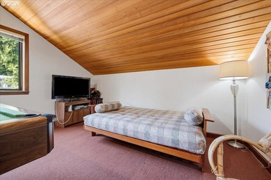 Picturesque Cabin on Fishhawk Lake. Imagine waking each morning - photo 30