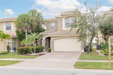 (private lake, pond, creek) Home For Sale in Port Saint Lucie Florida