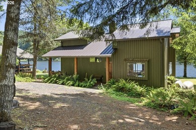 Picturesque Cabin on Fishhawk Lake. Imagine waking each morning - photo 34