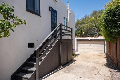 Welcome to this beautifully renovated single level Spanish home - photo 38