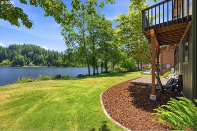 Picturesque Cabin on Fishhawk Lake. Imagine waking each morning - photo 38