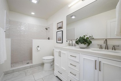 Welcome to this beautifully renovated single level Spanish home - photo 40