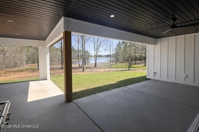 Welcome to your private retreat on the water. Situated on 4.03 - photo 8