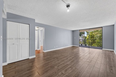 Discover comfortable living in this spacious condo in Tamarac - photo 1