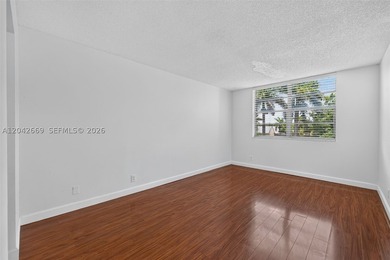 Discover comfortable living in this spacious condo in Tamarac - photo 9