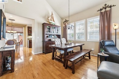 PRICED TO SELL! OPPORTUNITY AWAITS - UPGRADED THROUGHOUT - TOP - photo 9
