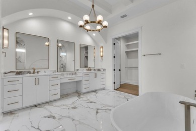 Stunning New Construction in Kinderlou Forest Golf Club - - photo 15