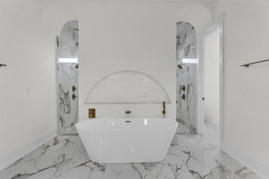 Stunning New Construction in Kinderlou Forest Golf Club - - photo 16