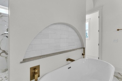 Stunning New Construction in Kinderlou Forest Golf Club - - photo 17