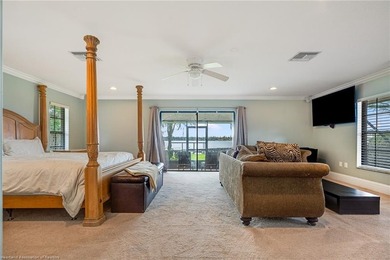Welcome to a rare opportunity on the shores of Lake Huntley - photo 18