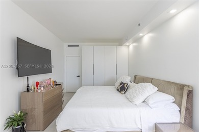 3 bedrooms, 3 bathrooms townhouse featuring unobstructed - photo 18