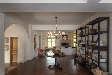 Nestled on 21.77 private acres in Bellevue, this Tuscan estate - photo 23