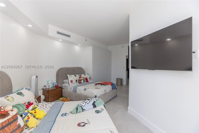 3 bedrooms, 3 bathrooms townhouse featuring unobstructed - photo 24