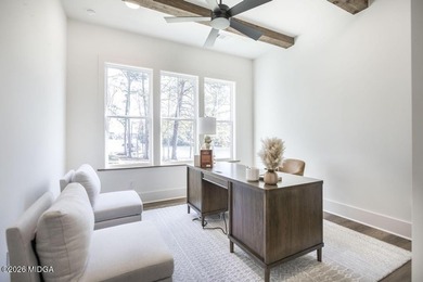 Lake Front Living at its Best!! Fully Furnished Stunning Newly - photo 37