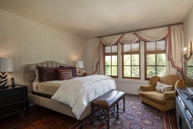 Nestled on 21.77 private acres in Bellevue, this Tuscan estate - photo 45