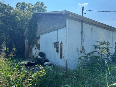 Commercially zoned warehouse for sale in the city limits-ideal - photo 6