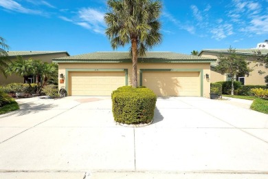 Lake Home For Sale in Bradenton, Florida