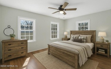 Welcome to this beautifully renovated 3 bedroom, 1 bathroom home - photo 22