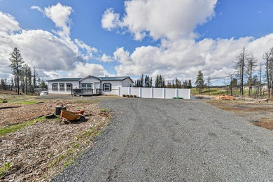 Your new waterfront home on acreage awaits! Set on 11.29 acres - photo 31