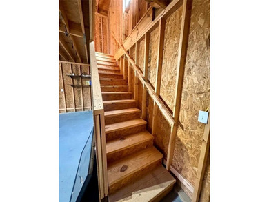 *MOTIVATED SELLER - PRICED BELOW RECENT APPRAISED VALUE* Welcome - photo 42