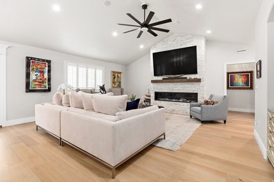 Welcome to this picture-perfect home in a desirable 55+ - photo 10