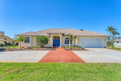 Nestled in the highly sought-after waterfront community of Cape - photo 4