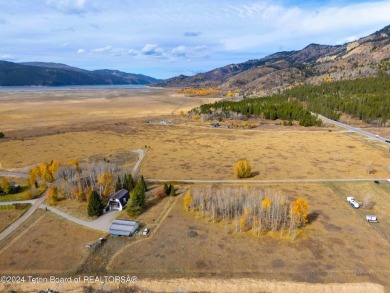 Palisades Reservoir Home For Sale in Alpine Wyoming