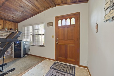 Looking for an investment opportunity on Dunn's Creek? Look no - photo 3