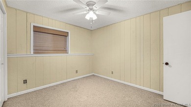 MOTIVATED SELLER-PRICE IMPROVED! The location on this 3 bed 2 - photo 14
