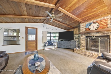 Looking for an investment opportunity on Dunn's Creek? Look no - photo 4