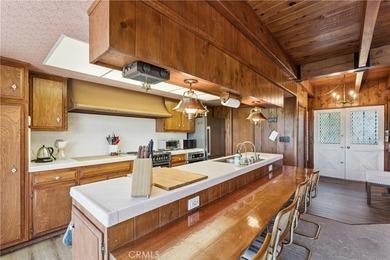 PROFESSIONAL PHOTOS COMING SOON! Beautifully maintained vintage - photo 15