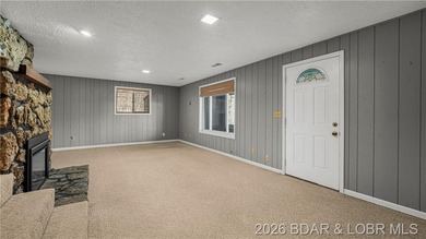 MOTIVATED SELLER-PRICE IMPROVED! The location on this 3 bed 2 - photo 18