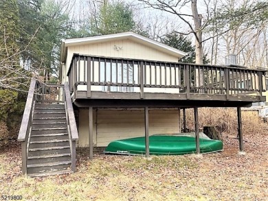Longwood Lake Home Sale Pending in Jefferson New Jersey