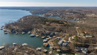 MOTIVATED SELLER-PRICE IMPROVED! The location on this 3 bed 2 - photo 32