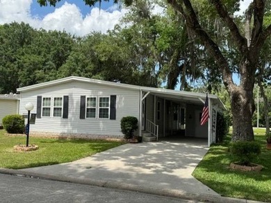 Beautifully maintained Palm Harbor manufactured home offering - photo 1