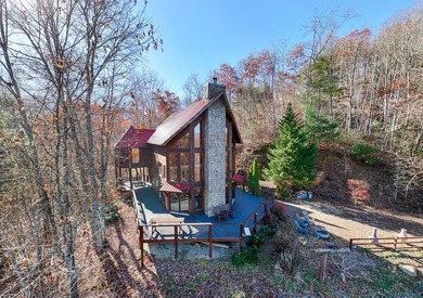 Fontana Lake Home For Sale in Robbinsville (Graham) North Carolina