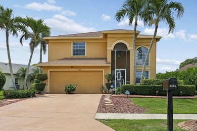 LOCATION, LOCATION, LOCATION! Beautiful, two story, 4 Bedroom/3 - photo 2