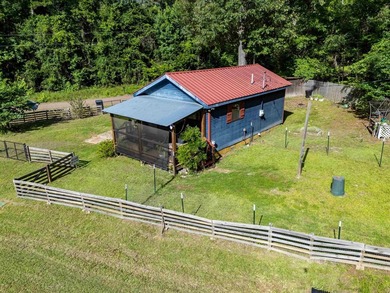 Escape to lake life in this charming fully furnished 1-bedroom - photo 14