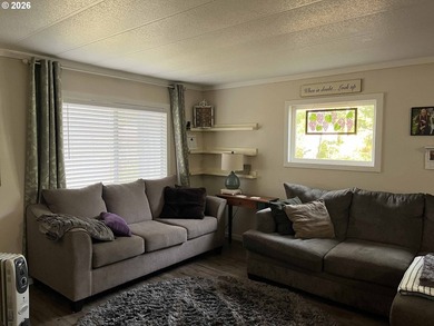 Charming 1-bedroom, 1-bath home located in the gated community - photo 14