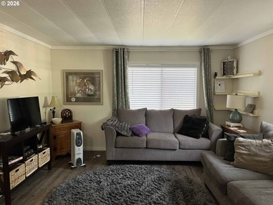 Charming 1-bedroom, 1-bath home located in the gated community - photo 19
