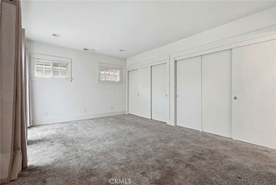 Charming 1920s single-level home situated in the highly - photo 22