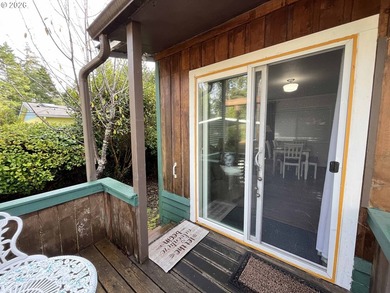Charming 1-bedroom, 1-bath home located in the gated community - photo 24
