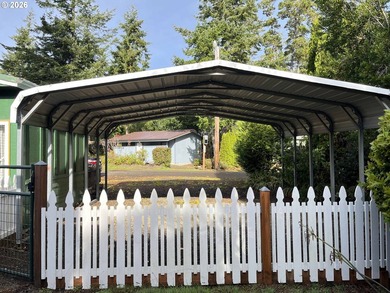 Charming 1-bedroom, 1-bath home located in the gated community - photo 26