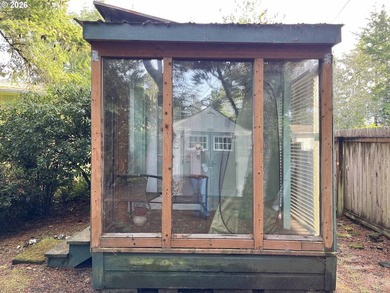 Charming 1-bedroom, 1-bath home located in the gated community - photo 34